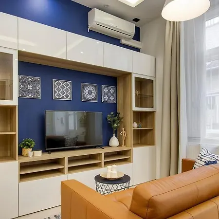 Blue Diamond Residency 4br, 2bth. 14 Ppl * Βουδαπέστη