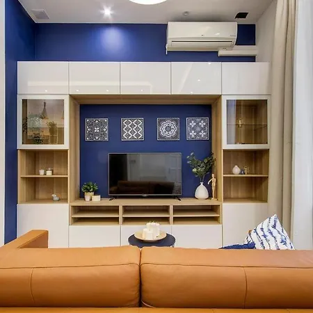 Blue Diamond Residency 4br, 2bth. 14 Ppl Διαμέρισμα *